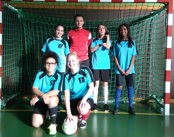 FUTSAL FILLES POUR SITE